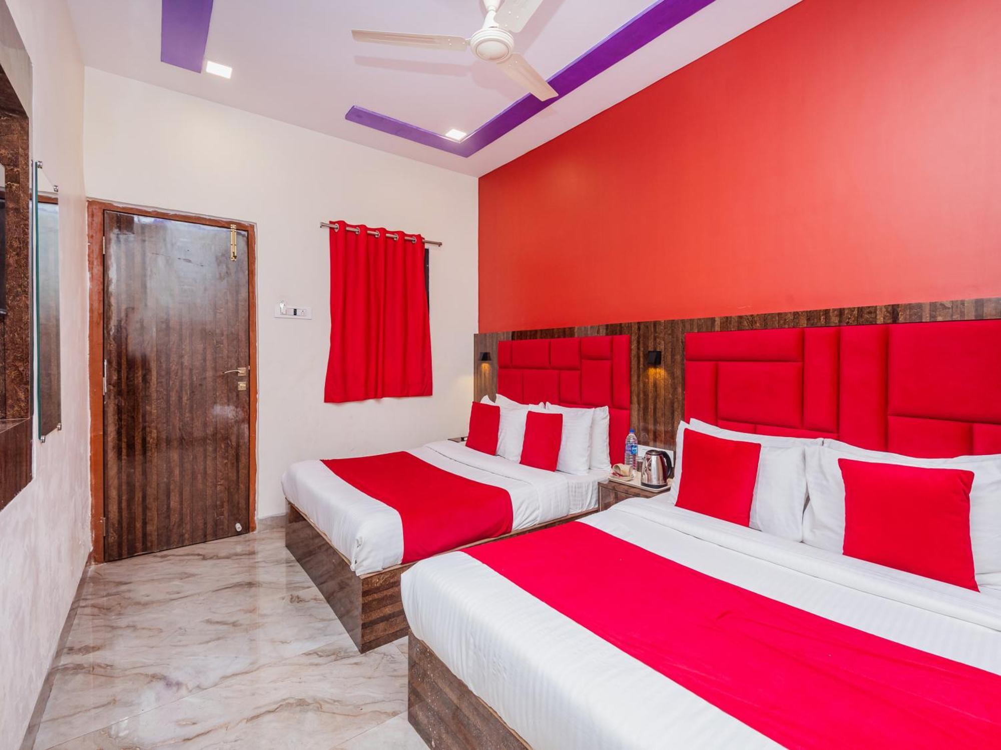 Hotel Priceless Suite Bombay Exhibition Centre Goregaon West Mumbai Bagian luar foto