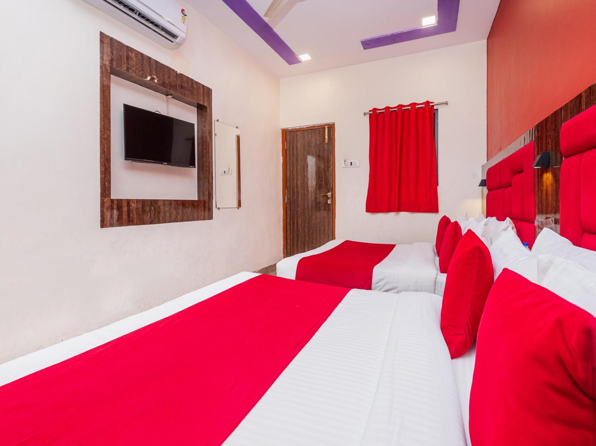 Hotel Priceless Suite Bombay Exhibition Centre Goregaon West Mumbai Bagian luar foto